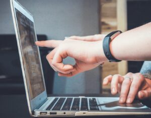 La culture du feedback continu, un levier essentiel pour une croissance durable et saine